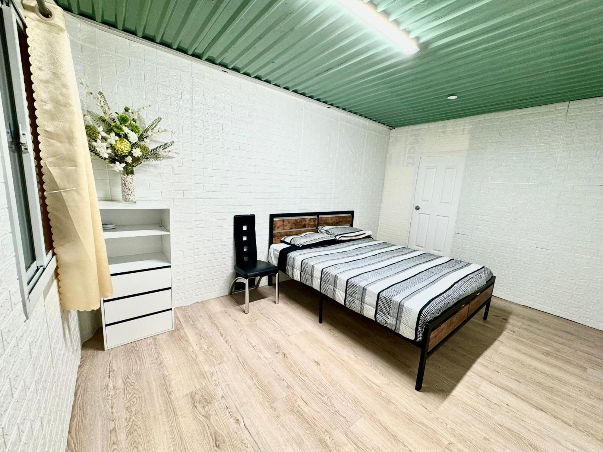 Private Cabin In Central Auckland Exterior foto